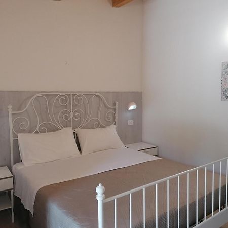 Agriturismo Valle Dei Gelsi Пескичи Экстерьер фото