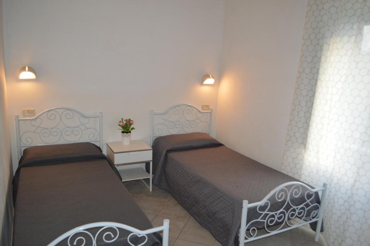 Agriturismo Valle Dei Gelsi Пескичи Экстерьер фото