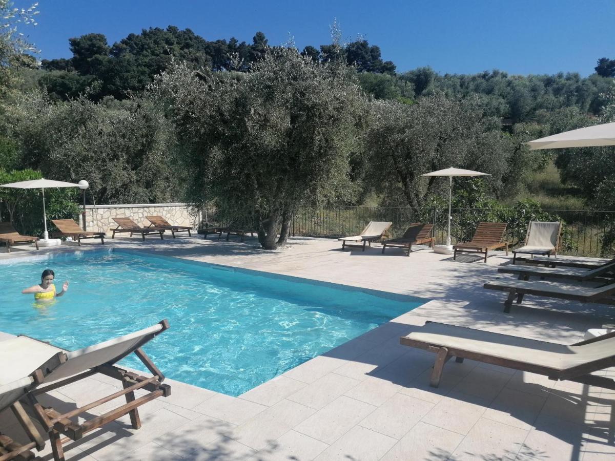 Agriturismo Valle Dei Gelsi Пескичи Экстерьер фото