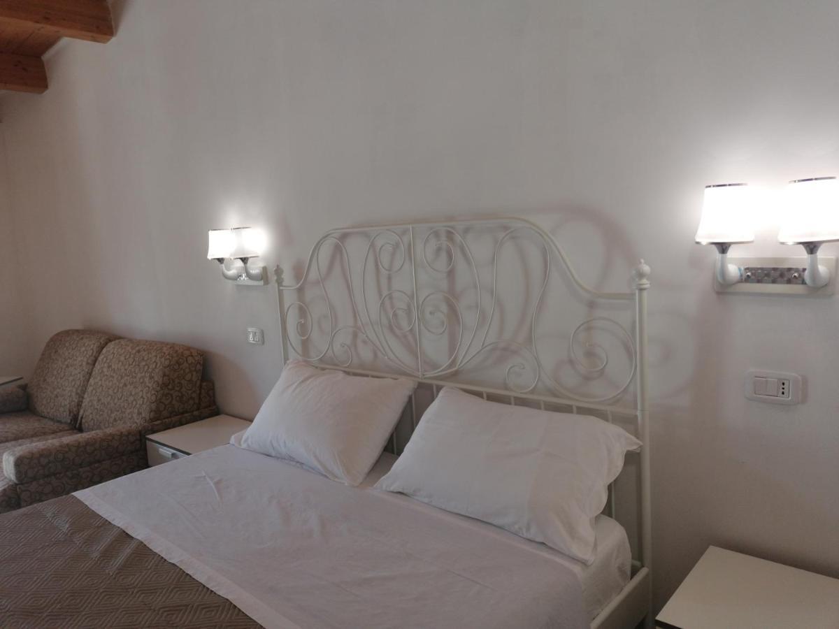 Agriturismo Valle Dei Gelsi Пескичи Экстерьер фото