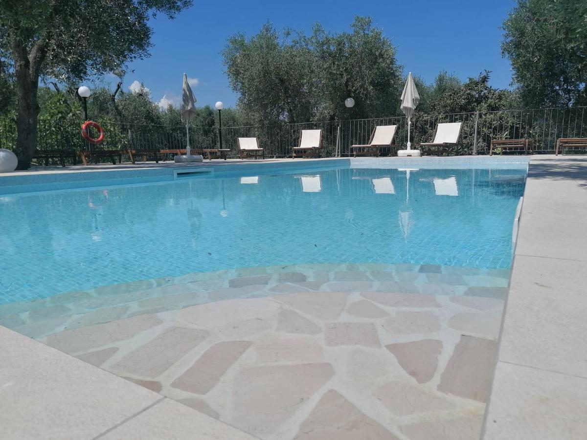 Agriturismo Valle Dei Gelsi Пескичи Экстерьер фото